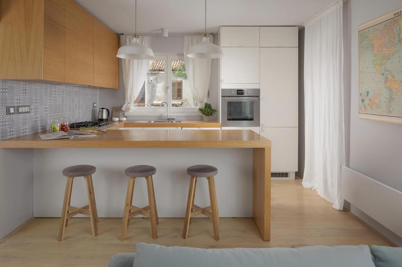 Elegant, Cosy And Quiet, Just 1 Min To Amphiteatre Apartman Póla Kültér fotó