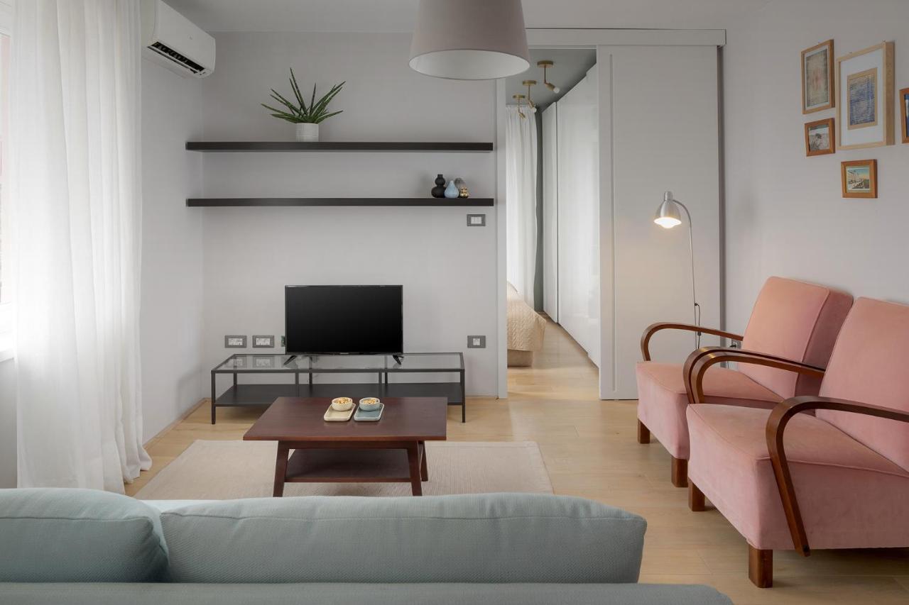 Elegant, Cosy And Quiet, Just 1 Min To Amphiteatre Apartman Póla Kültér fotó